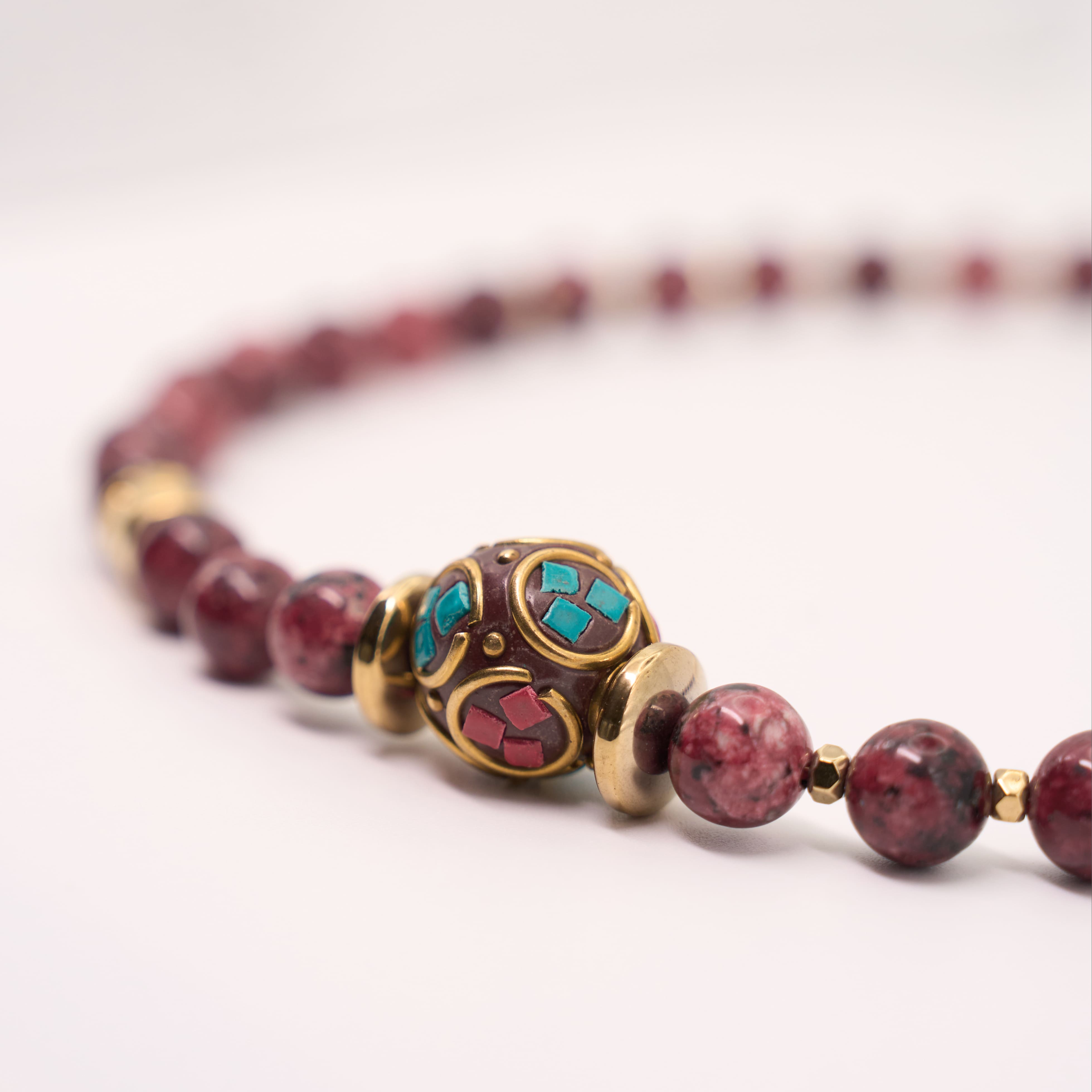 COLLIER SIA BURGUNDY